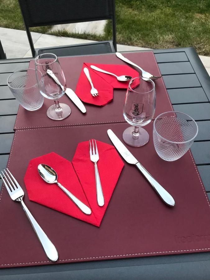 L'Attrap'Reves : Le Confort Hotelier, La Convivialite En Plus Ergersheim Ngoại thất bức ảnh